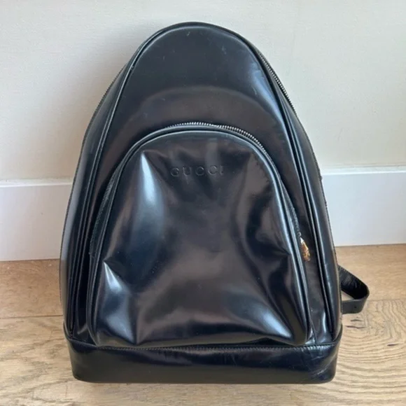 Gucci🖤 Vintage Ophidia patent leather sling backpack